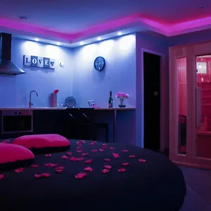  Liefdeshotel Nuit Vip Sauna Privatif